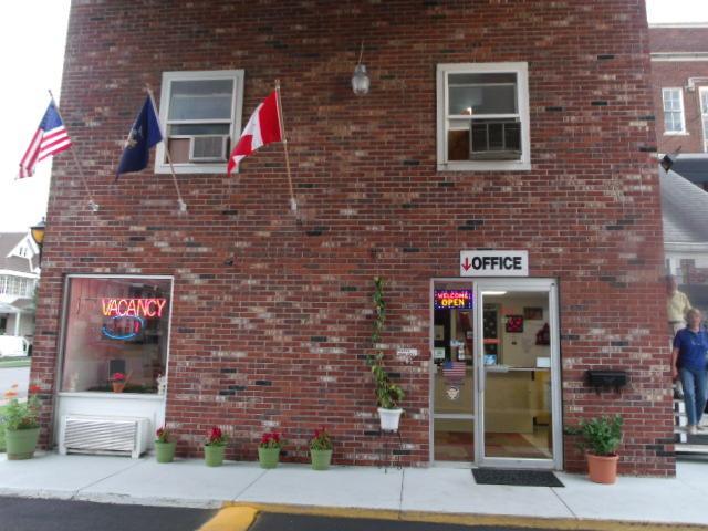 Отель Inn Towne Motel