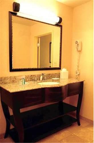 Отель Hampton Inn Elmira Horseheads