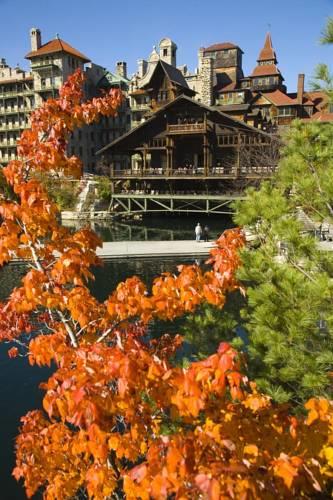 Отель Mohonk Mountain House