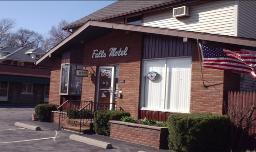 Отель Falls Motel