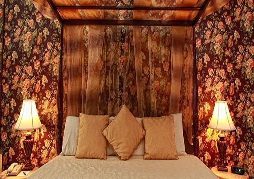 Отель The Stockade Inn