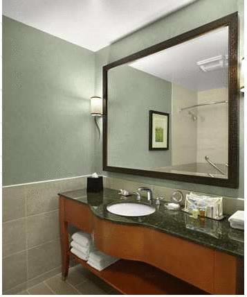 Отель DoubleTree by Hilton Akron Fairlawn