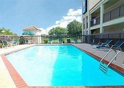 Отель Travel Inn - Athens