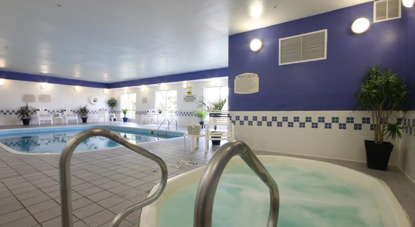 Отель Fairfield Inn by Marriott Dayton Fairborn
