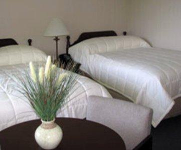 Отель The Lake Inn at Mt. Sunapee