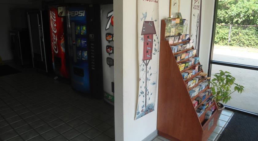 Отель Travel Inn Sharonville