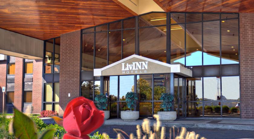 Отель LivINN Hotel Cincinnati North  Sharonville