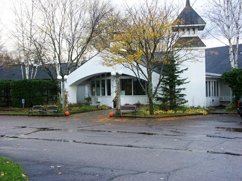 Отель Mountaineer Inn