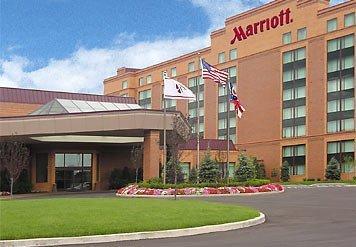 Отель Cleveland Marriott East