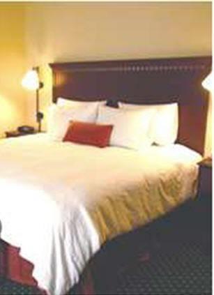 Отель Hampton Inn & Suites Elk City