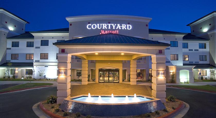 Отель Courtyard Oklahoma City North