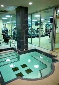 Отель Waterford Marriott