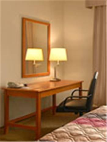 Отель Baymont Inn & Suites Savannah