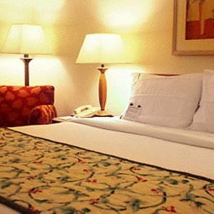 Отель Fairfield Inn & Suites Savannah I-95 South