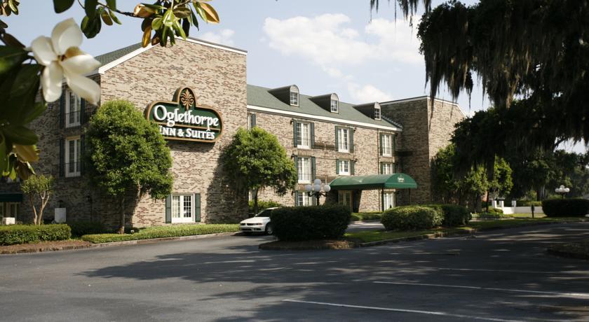 Отель Oglethorpe Inn & Suites