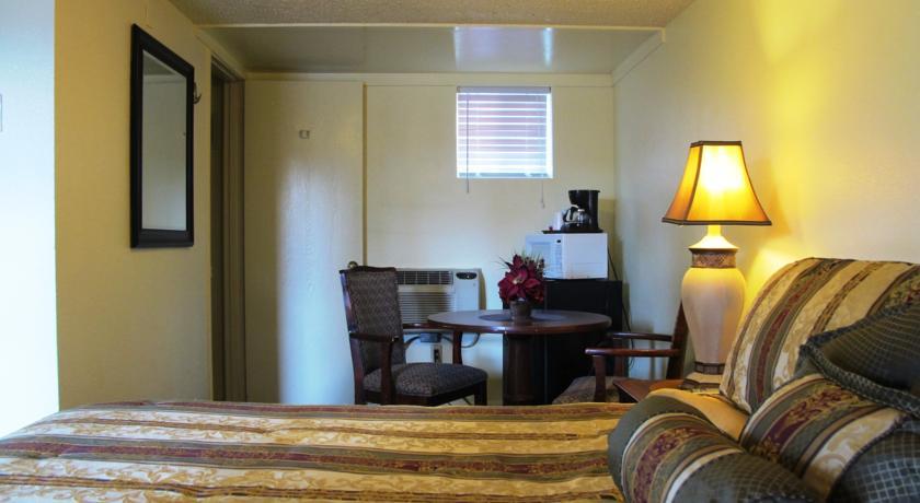 Отель Sonoma Lodge