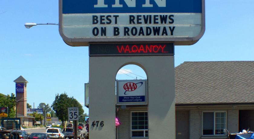 Отель Broadway Inn
