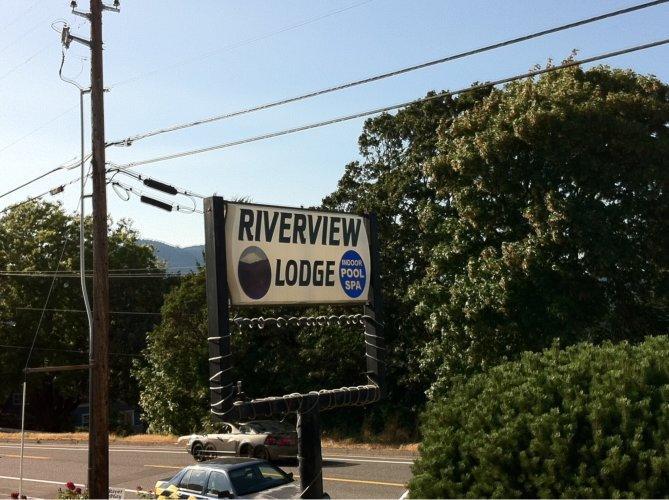 Отель Riverview Lodge