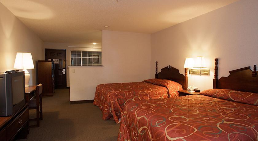 Отель Econo Lodge Southeast Portland