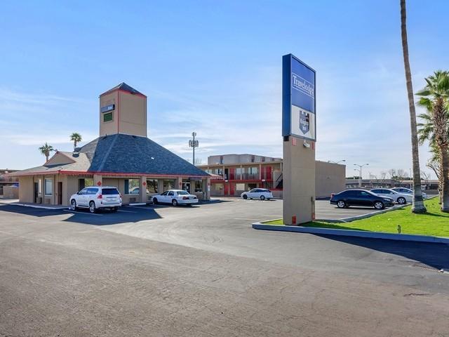 Отель Days Inn Phoenix Metrocenter Phoenix