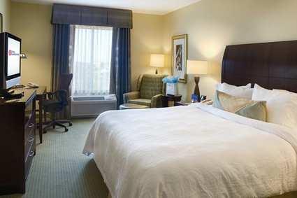 Отель Hilton Garden Inn Phoenix North Happy Valley