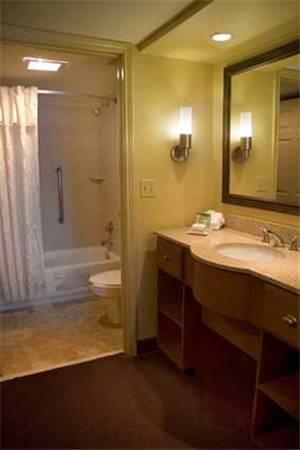 Отель Homewood Suites by Hilton Phoenix-Biltmore