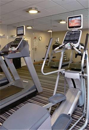 Отель TownePlace Suites by Marriott Erie