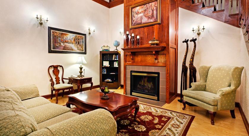 Отель Country Inn & Suites