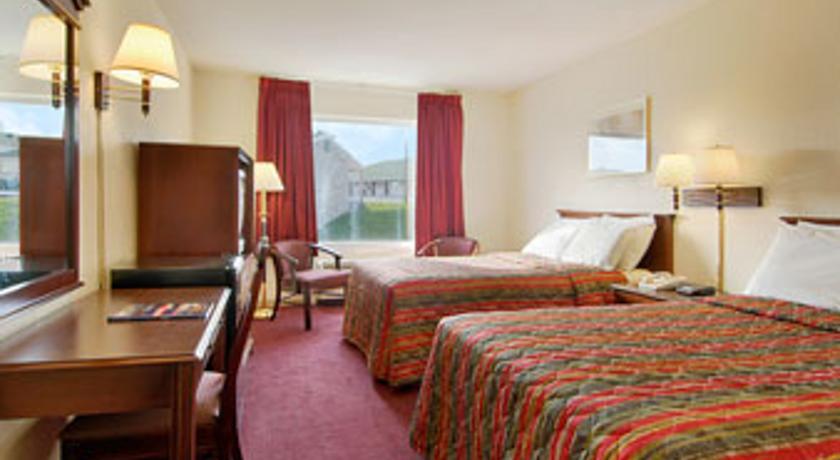 Отель Days Inn New Cumberland