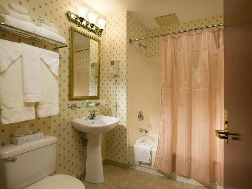 Отель The Conwell Inn