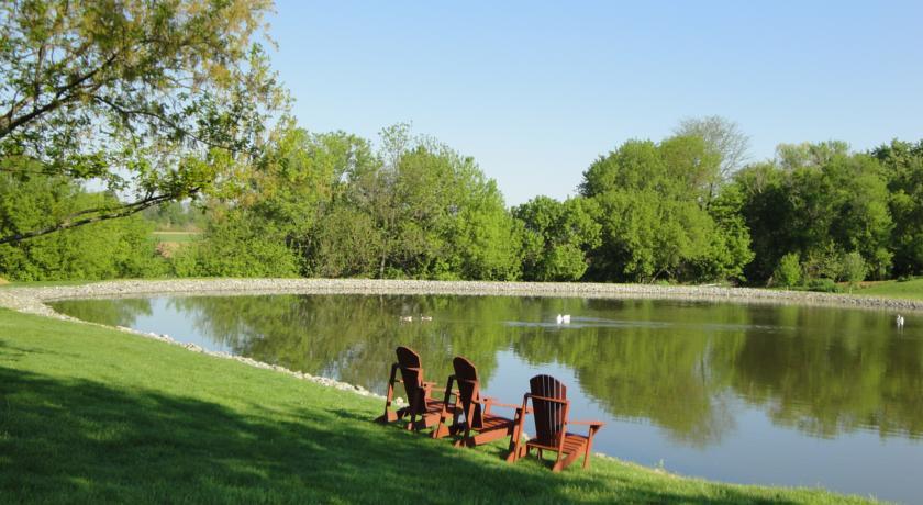 Отель Hershey Farm Inn