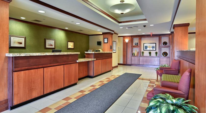 Отель Fairfield Inn & Suites State College