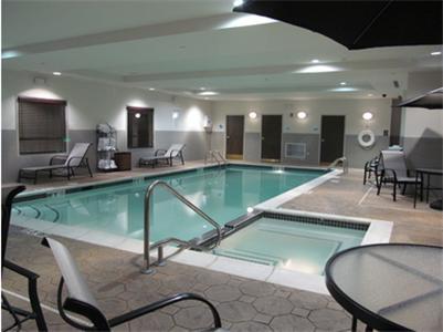 Отель Holiday Inn Express and Suites - Stroudsburg
