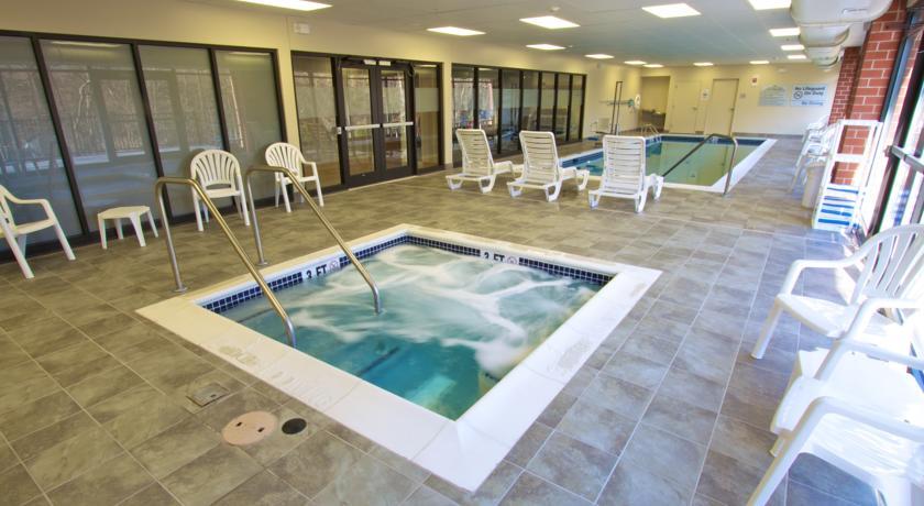 Отель Hampton Inn Tunkhannock