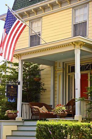 Отель Yankee Peddler Inn