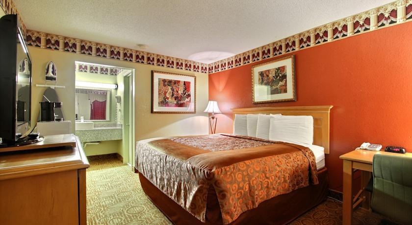 Отель Carolina Lodge