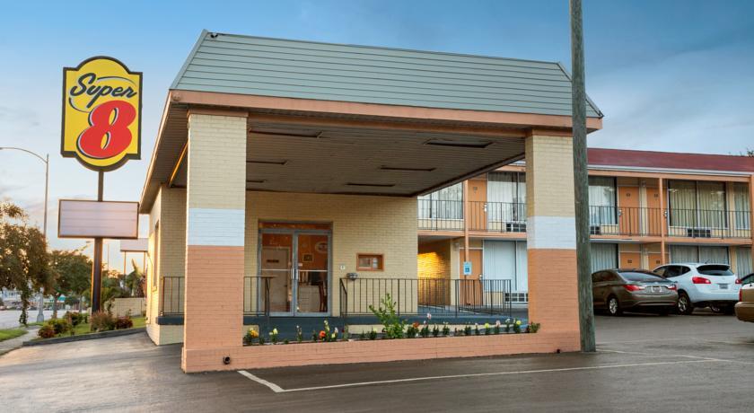 Отель Super 8 Orangeburg
