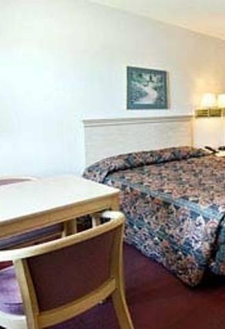 Отель Super 8 Motel Richburg Chester