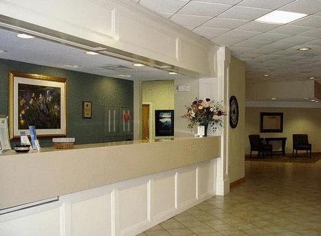 Отель Holiday Inn Express Charleston - Summerville