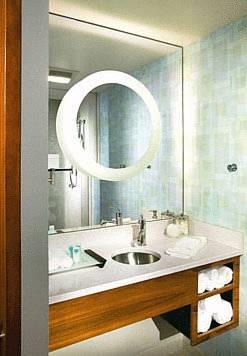 Отель SpringHill Suites Sioux Falls