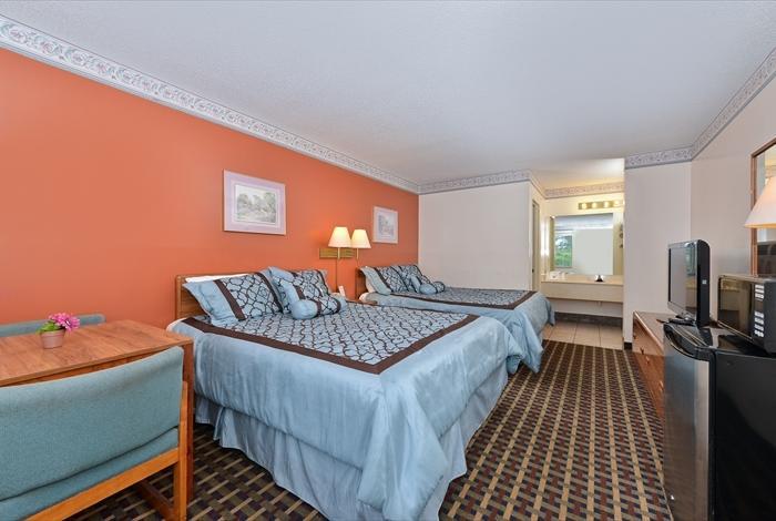 Отель Americas Best Value Inn & Suites