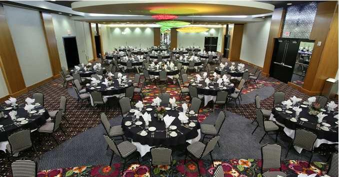 Отель DoubleTree by Hilton Chattanooga