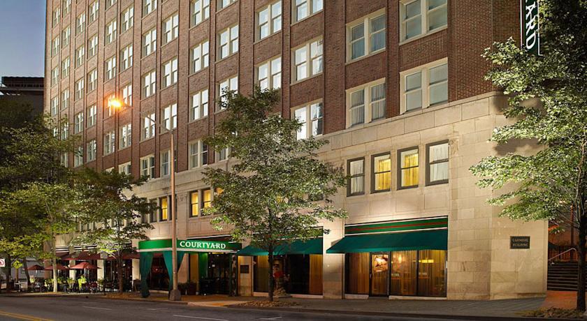 Отель Courtyard by Marriott Atlanta Downtown
