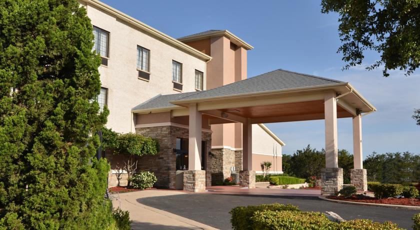 Отель Comfort Inn & Suites Burnet