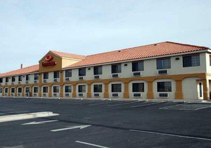 Отель Econo Lodge Inn & Suites El Paso