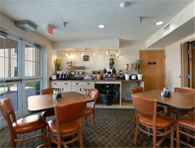 Отель Microtel Inn & Suites West El Paso