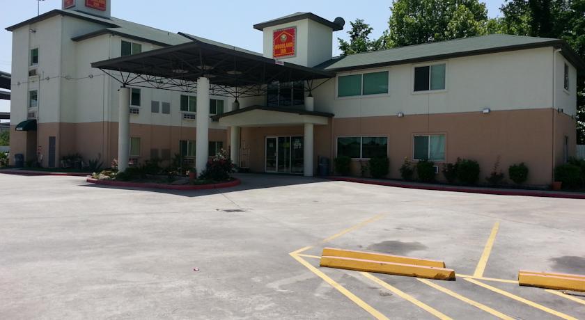 Отель Daxa's Knights Inn Humble - Bush Intercontinental Airport