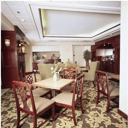 Отель Hampton Inn Richmond-SW Hull Street