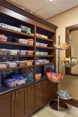 Отель Hampton Inn & Suites New Braunfels