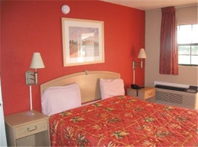 Отель Western Skies Motel